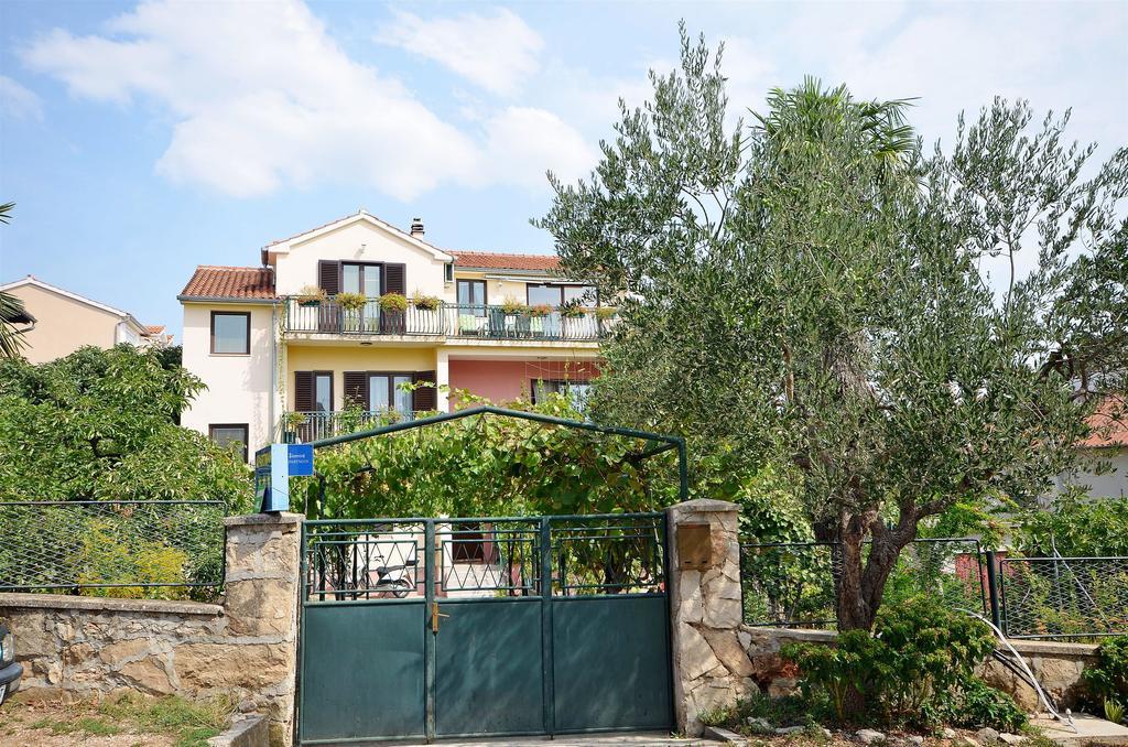 Apartments Green Garden Vodice Exterior photo